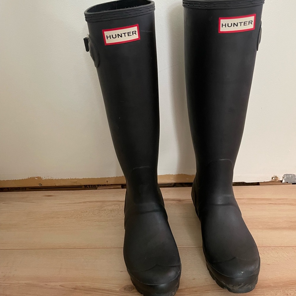 Hunter Black Tall Rain Boots